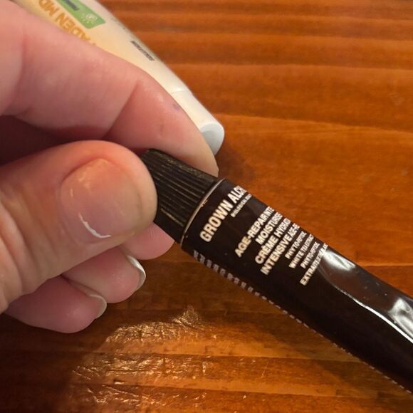 Glossier Makeup Trio with Refresher razors 🪒 refill cartridges - Picture 10 of 13